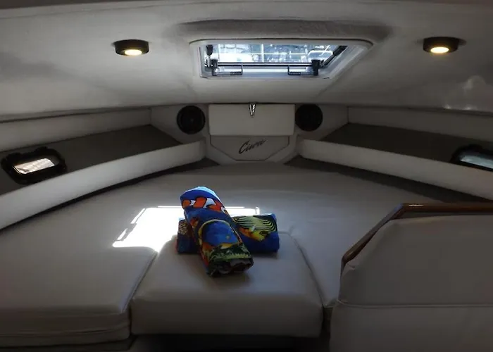 Antares Sleeping Boat *